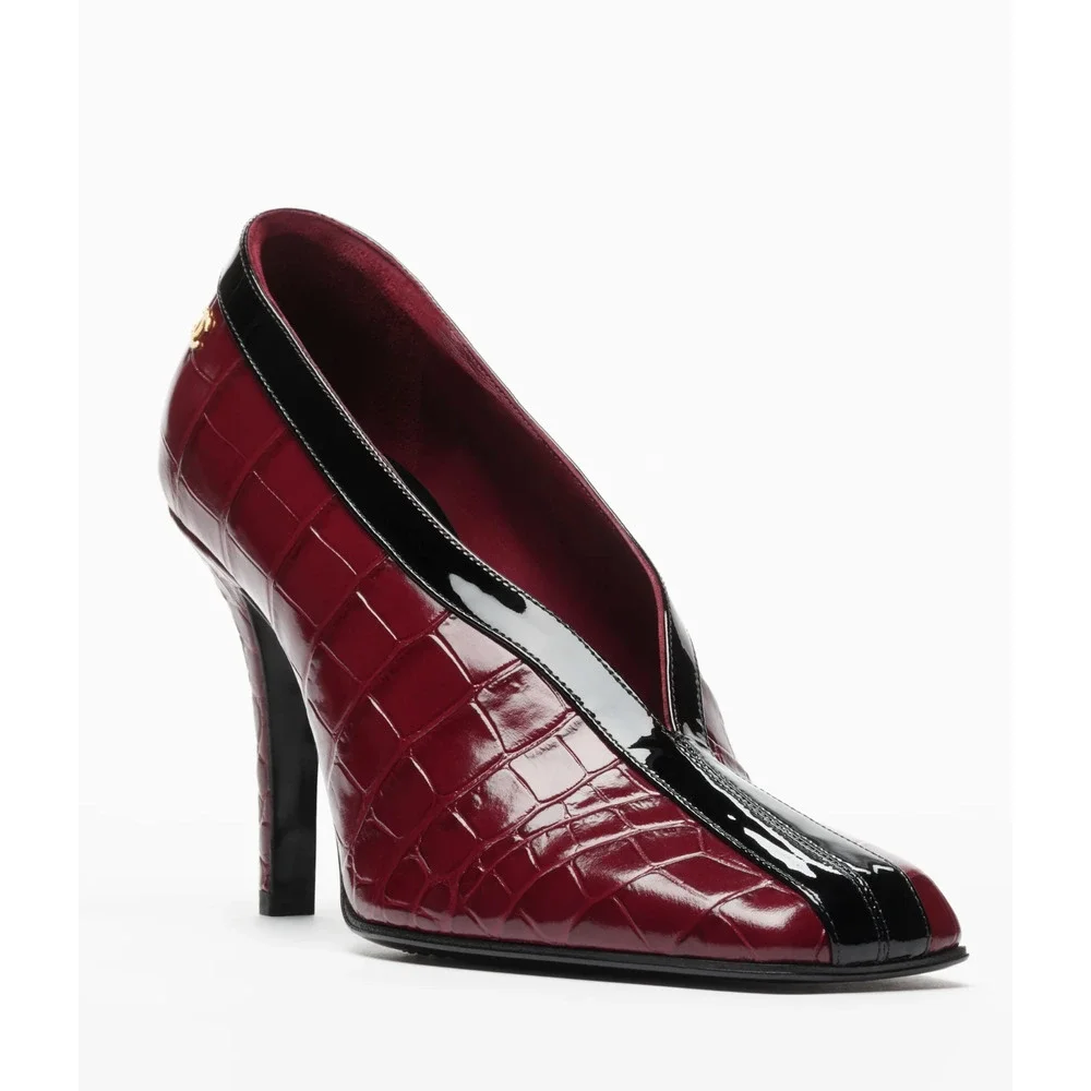 Chanel 26S Blazy Black Burgundy Red Crocodile Croc Embossed CC Heel Pump 39.5